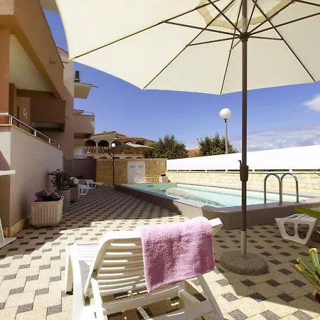 公寓 Mlasina-4 By Interhome *