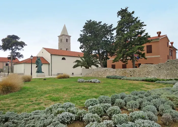 Mlasina-4 By Interhome