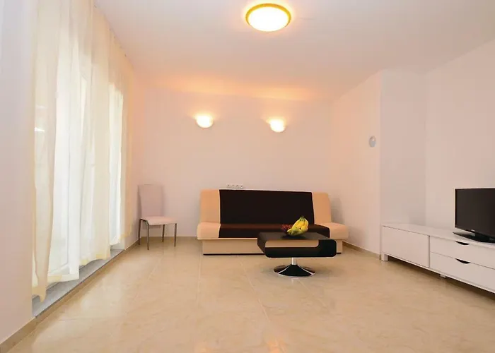Mlasina-4 By Interhome Appartement