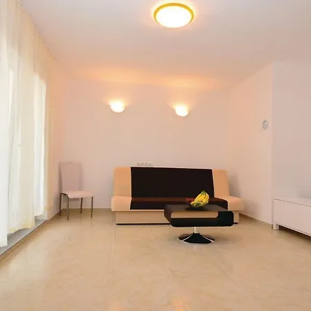 Mlasina-4 By Interhome Appartement