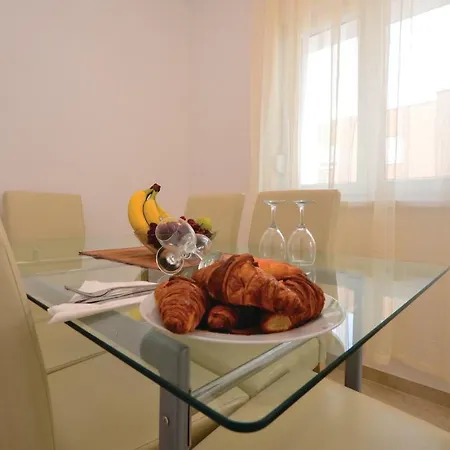 Apartment Mlasina.4 Nin